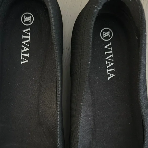 Black and Silver Flats - Picture 3 of 5